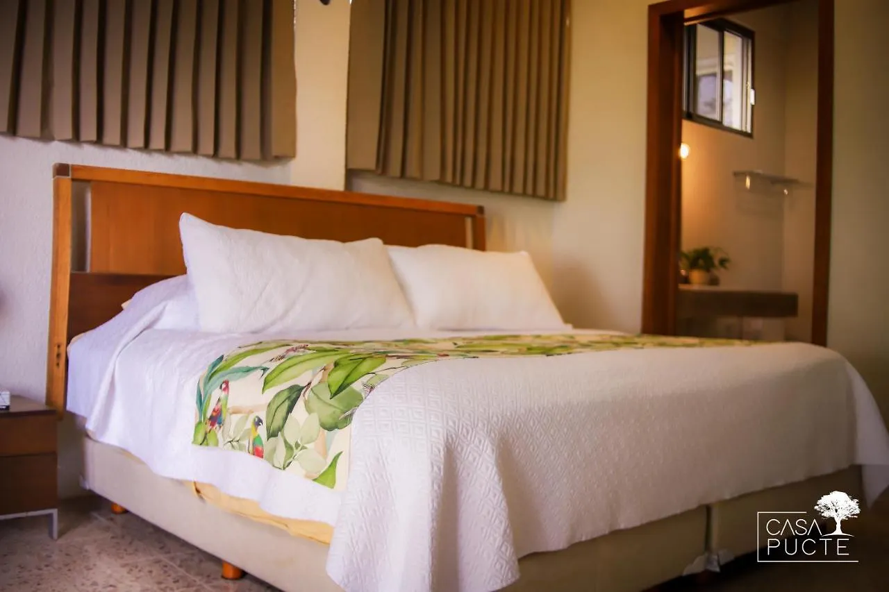 Casa Pucte Bacalar Hotel