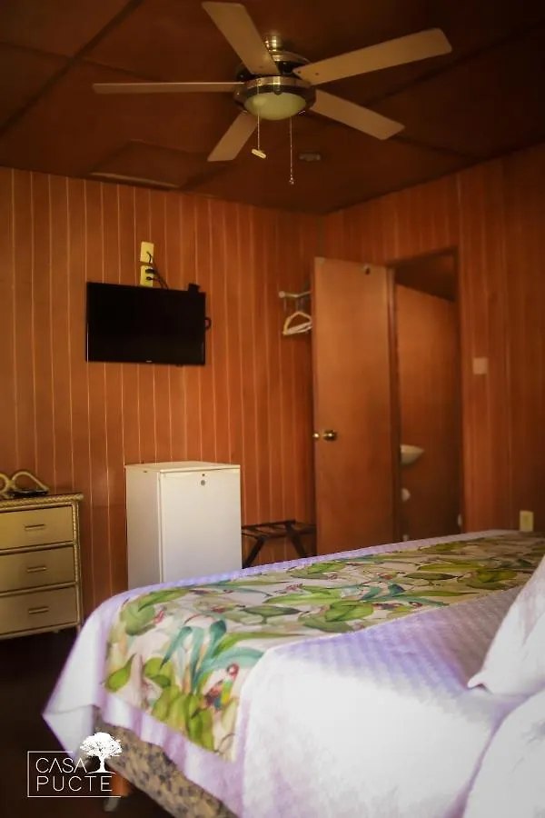 Casa Pucte Bacalar Hotel