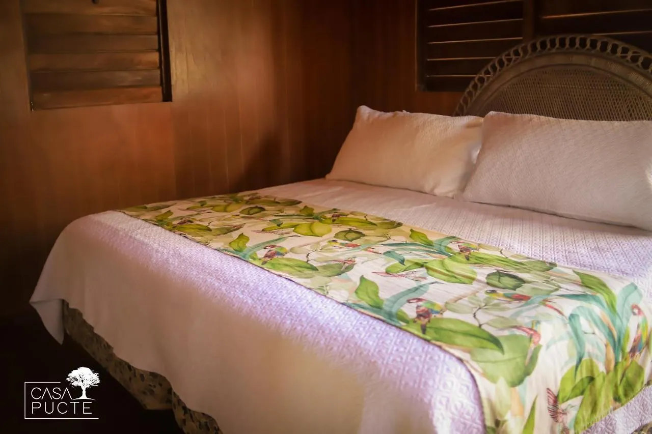 Casa Pucte Bacalar Hotel
