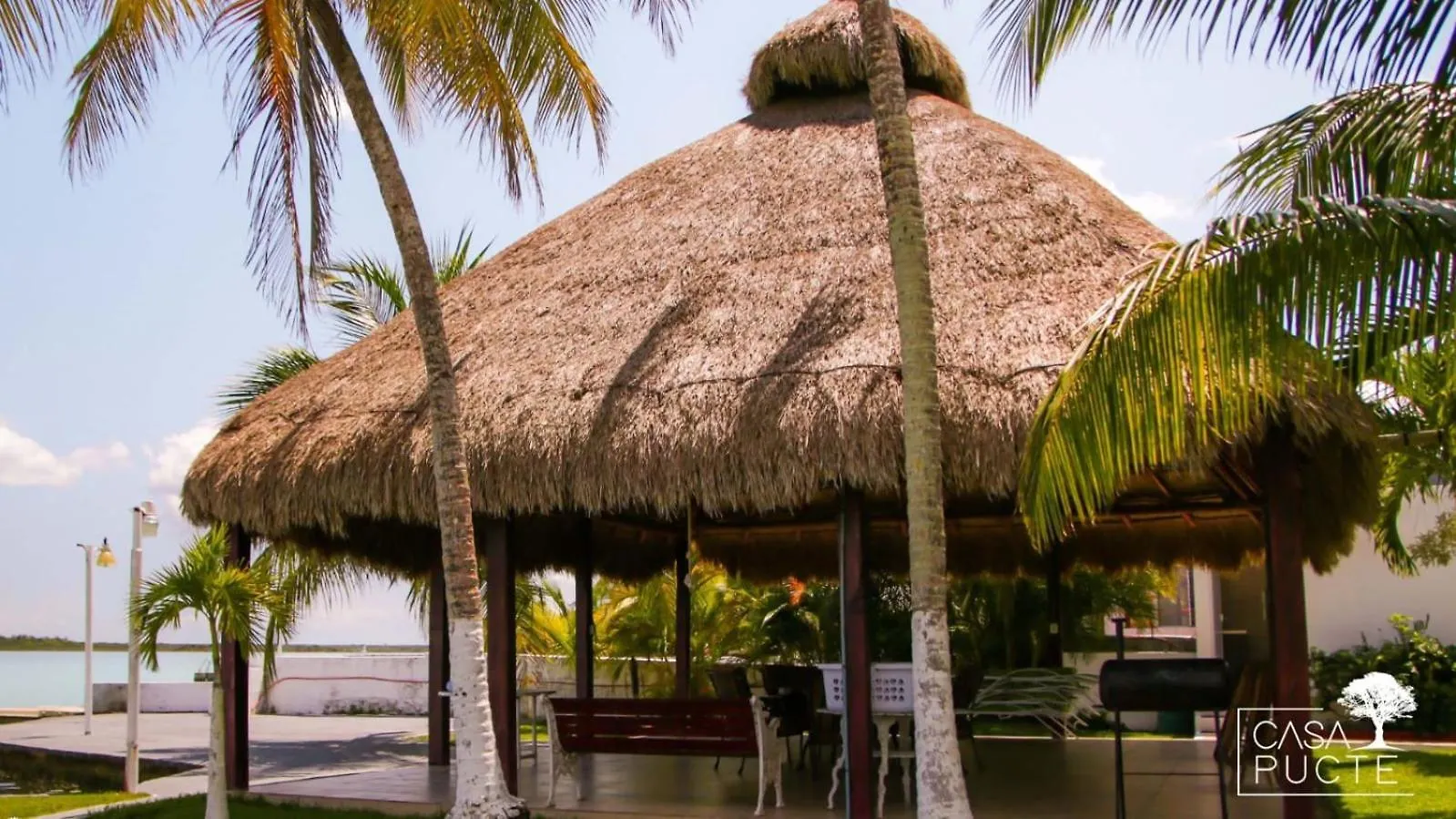 Casa Pucte Bacalar Hotel