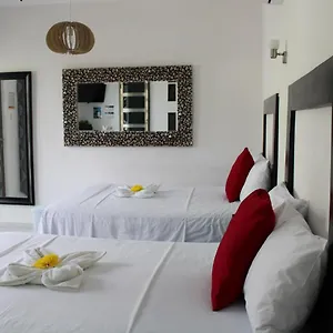 Casa Zazil מלון