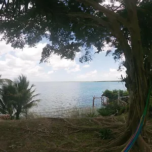 Willa Karalv, Bacalar